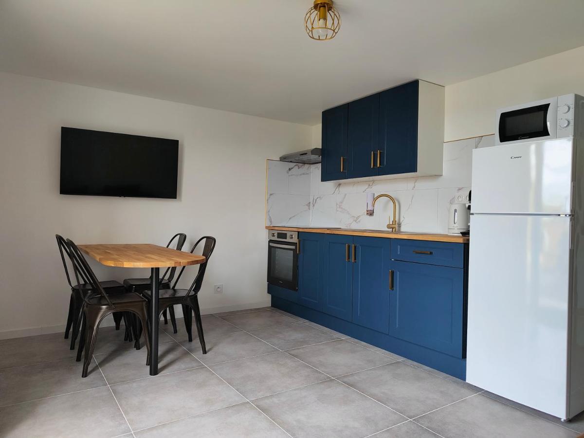 Apartamento Le Faya Pouzauges Exterior foto